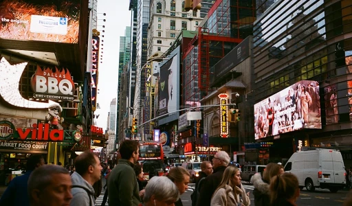 Behind the Scenes of Opulence: A Close-Up on New York’s Most Luxurious Hotels